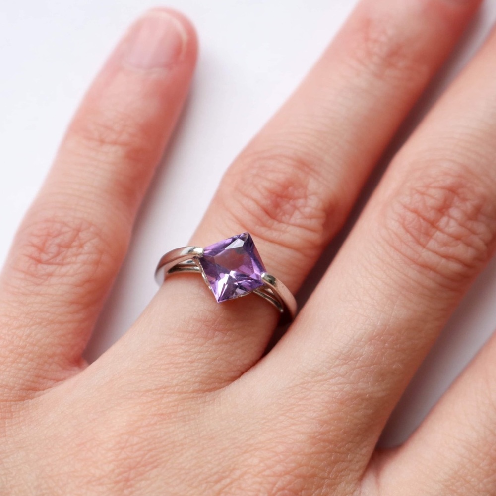 Amethyst Ring in White Gold